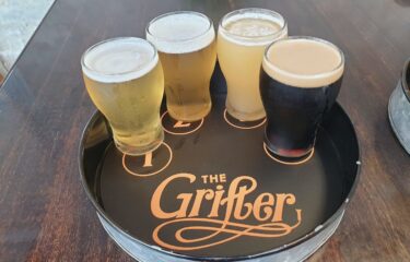 倉庫を改造したおしゃれなビールのブリュワリー『グリフター (The Grifter )』