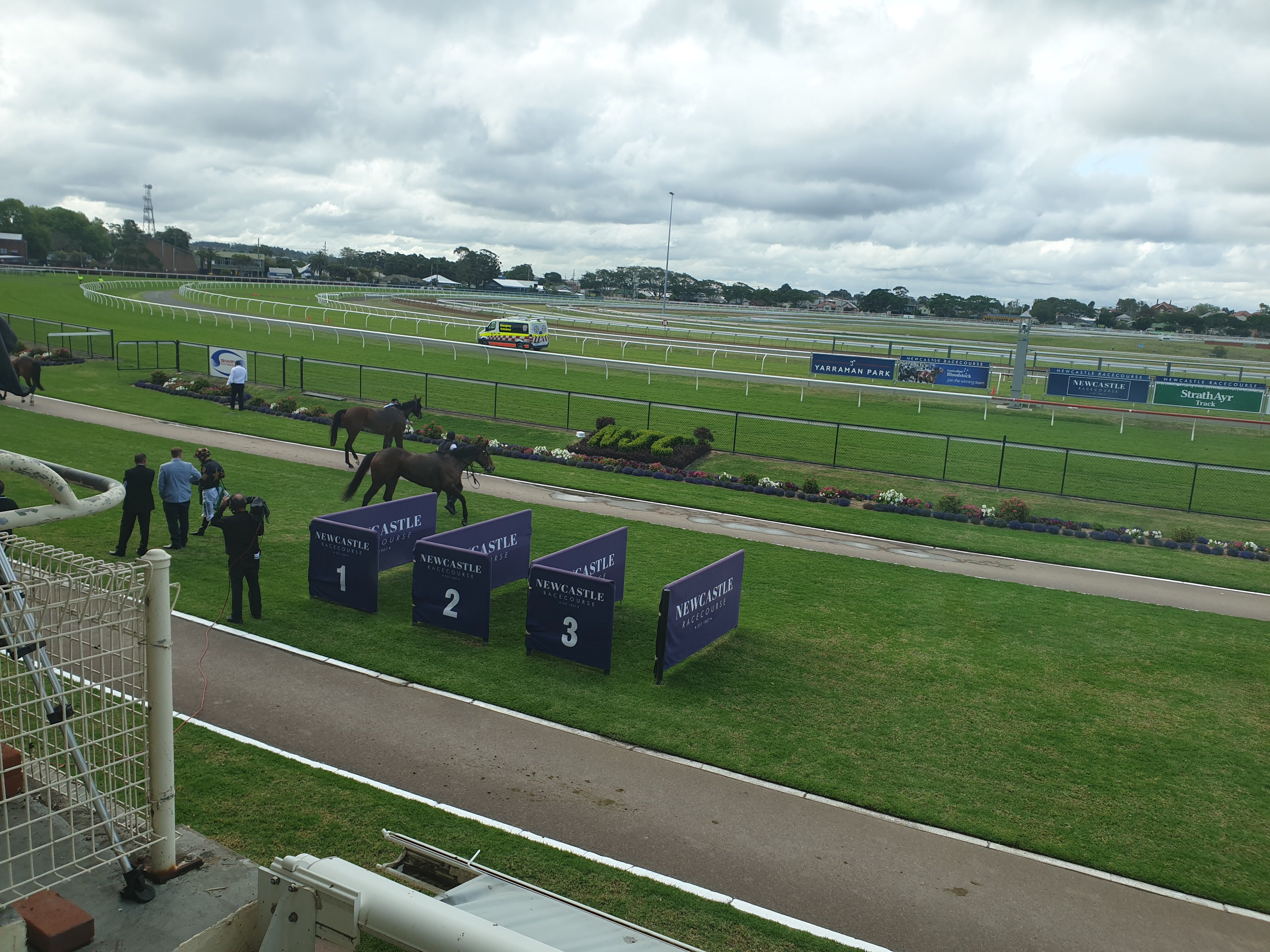 馬のオーナー 馬主 側からニューカッスル競馬場を見たら Down Under オーストラリア